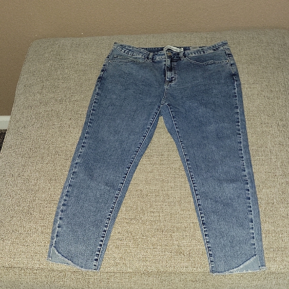 RM REBECCA MINKOFF 12P JEANS WORN ONCE LIKE NEW CONDITION